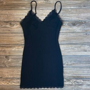 Forever 21 skinny strap lace mini dress women’s S